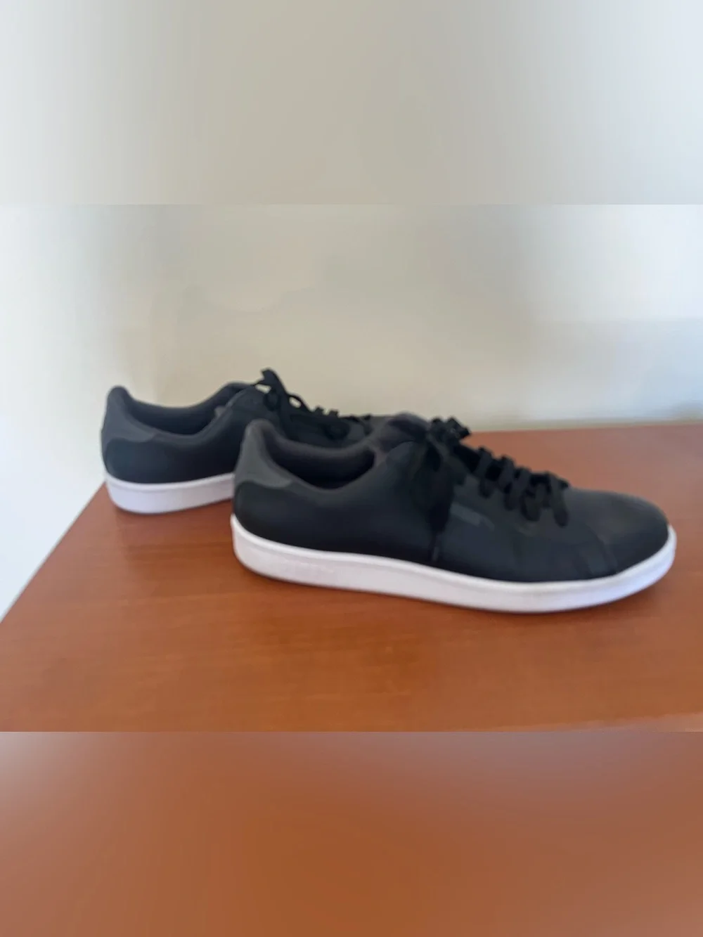 Puma Smash Perf Leather athletic shies size 12